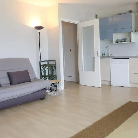 Isabelle-1 By Interhome *