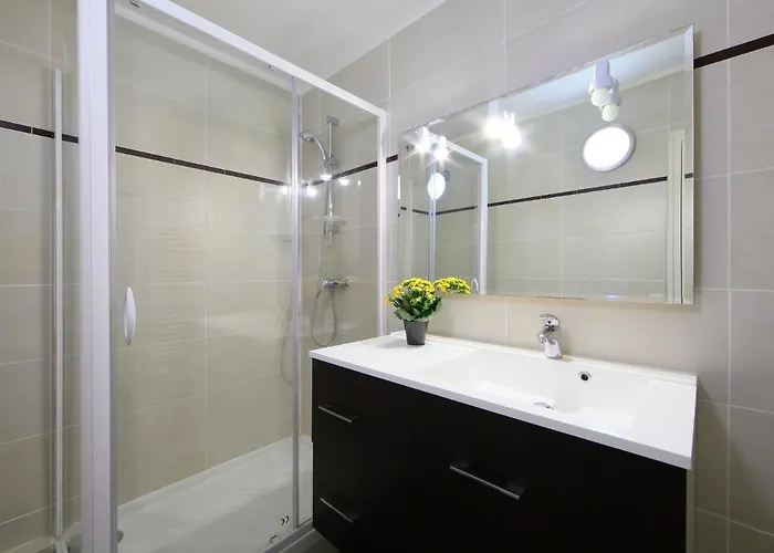 Isabelle-1 By Interhome *